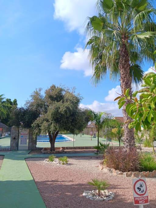 Cozy Bungalow In Urb La Marina With Shared Pool San Fulgencio Exterior photo